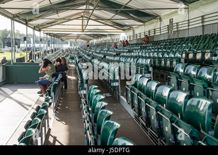 Burghley Showground posti a sedere intorno all'arena Foto Stock