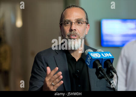 Il dott. Astro Teller, CEO di Google X, è visto parlando con la stampa. In seguito i due giorno lungo Forum sulla scienza, la tecnologia e l innovazione in relazione a obiettivi di sviluppo sostenibile (SDG), l'Organizzazione delle Nazioni Unite ha ospitato una speciale "DG Evento di azione " tecnologia e innovazione che ha riunito technology corporation dirigenti, accademici e politici. In seguito all'apertura discorsi programmatici dall Assemblea Generale Presidente Peter Thomson, relatori Astro Teller (Google X), Peter Diamandis (X Prize Foundation e Singularity University) e Justine Cassell (Carnegie Mellon Unive Foto Stock