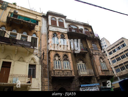 Tradizionali di vecchi edifici in Mar Mikhaël, Governatorato di Beirut, Beirut, Libano Foto Stock