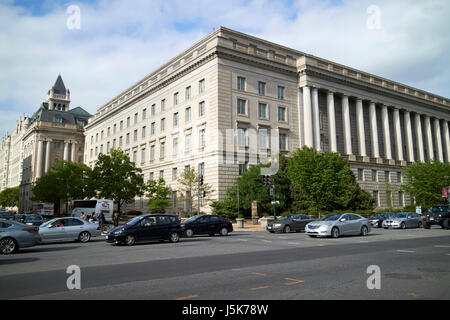 1111 Costituzione avenue dipartimento del tesoro e Internal Revenue Service building Washington DC USA Foto Stock