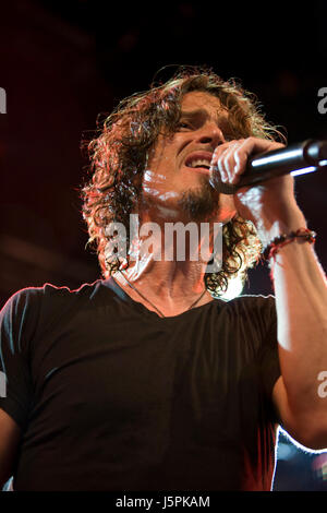 CHRIS CORNELL esecuzione presso la House of Blues di Hollywood, CA USA il 25 ottobre 2008. Foto © Kevin Estrada / Media punzone Foto Stock