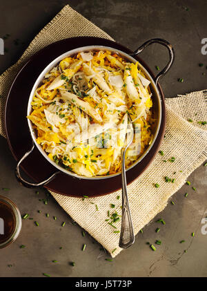 Tagliatelle sveva con sourcrout e zucca Foto Stock