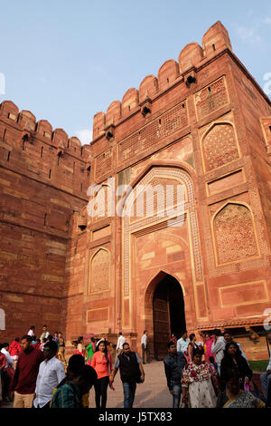 Amar Singh Gate di Agra Fort, sito patrimonio mondiale dell'UNESCO in Agra. Uttar Pradesh, in India nel febbraio, 14, 2016. Foto Stock