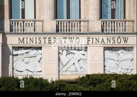 Ministero delle Finanze (Ministerstwo Finansow) a Varsavia in Polonia © Wojciech Strozyk / Alamy Stock Photo Foto Stock