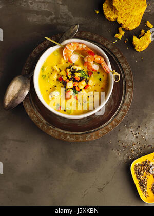 Asian zuppa di zucca con noce di cocco e il curry Foto Stock