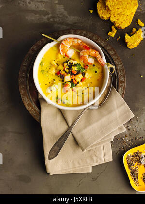 Asian zuppa di zucca con noce di cocco e il curry Foto Stock