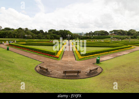 Vista dei giardini francesi, il giardino botanico di Curitiba, stato di Paraná, Brasile Foto Stock