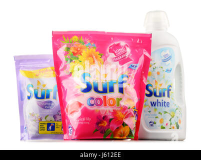 POZNAN, Polonia - Jan 19, 2017: Surf è un marchio di detergente per lavanderia fatta da Unilever. Il prodotto è stato introdotto nel 1959. Foto Stock