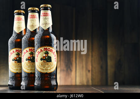 POZNAN, Polonia - 31 MAR 2017: Birra Moretti, Italian Brewing company fondata a Udine nel 1859 da Luigi Moretti, ora di proprietà di Heineken International Foto Stock