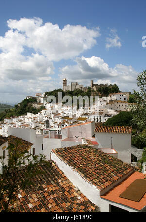 Spagna andalusia villaggi firmamento sky community Village market della torre del Comune Foto Stock