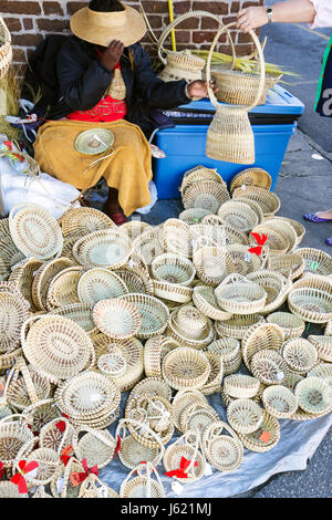 Charleston South Carolina, quartiere storico, preservazione, North Market Street, City Market, shopping shopper negozi negozi di vendita, negozio sto Foto Stock