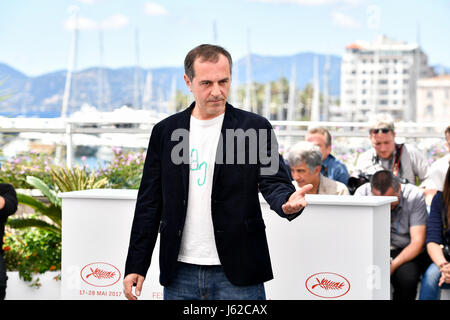 Cannes, Francia. 19 Maggio, 2017. Attore Merab Ninidze del film 'luna di Giove' pone per un photocall a Cannes, Francia, il 19 maggio 2017. Il film 'luna di Giove" diretto dal regista ungherese Kornel Mundruczo potrà competere per la Palme d'Or in occasione del settantesimo Cannes Film Festival. Credito: Chen Yichen/Xinhua/Alamy Live News Foto Stock