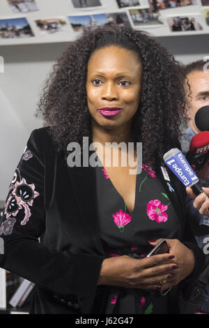 Parigi, Ile de france, Francia. 19 Maggio, 2017. Il nuovo ministro dello sport, Laura Flessel prima visita ufficiale presso il rifugio a Parigi. Credito: Julien Mattia/ZUMA filo/Alamy Live News Foto Stock