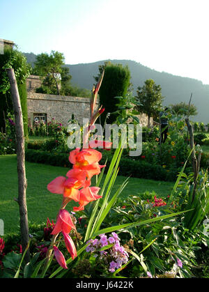 Pari Mahal, pari Mahal, (il Palazzo delle fate, è un giardino a sette terrazze situato nella parte superiore della catena montuosa di Zabarwan (Copyright © Saji Maramon) Foto Stock