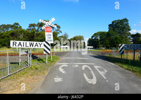 Rural incrocio ferroviario, Berry, Nuovo Galles del Sud, NSW, Australia Foto Stock