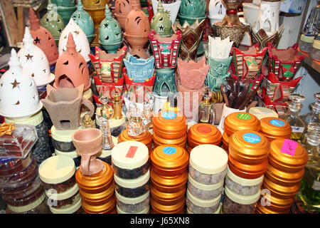 Incenso e bukhoor, souk Muttrah, Muscat Oman Foto Stock