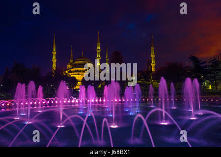 Hagia Sophia e la fontana Foto Stock