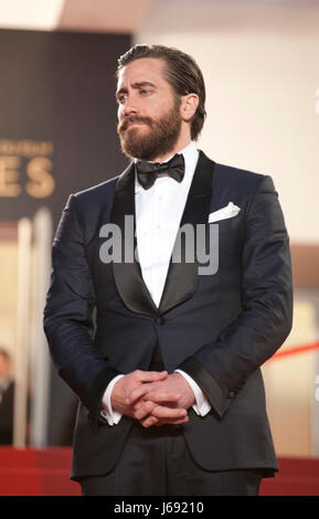 Cannes, Francia. 19 Maggio, 2017. Attore Jake Gyllenhaal al gala Okja screening, al settantesimo Cannes Film Festival venerdì 19 maggio 2017, Cannes, Francia. Photo credit: Doreen Kennedy/Alamy Live News Foto Stock