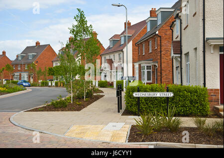 Loftus Garden Village housing development su brownfield ex fabbrica di Newport South Wales, Regno Unito Foto Stock