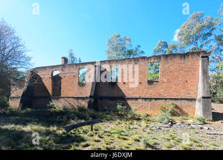 Ha rovinato la scuola delle arti di Joadja città fantasma, kerosene miniera di scisto, Southern Highlands, Nuovo Galles del Sud, NSW, Australia Foto Stock