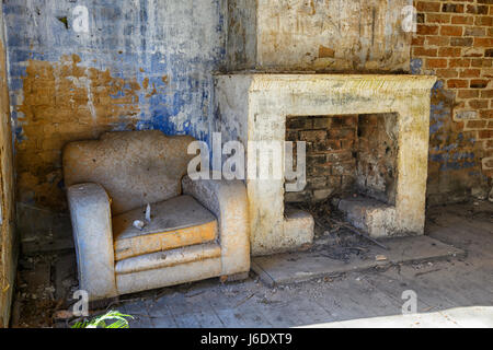 All'interno di un cottage in rovina in Joadja città fantasma, kerosene miniera di scisto, Southern Highlands, Nuovo Galles del Sud, NSW, Australia Foto Stock