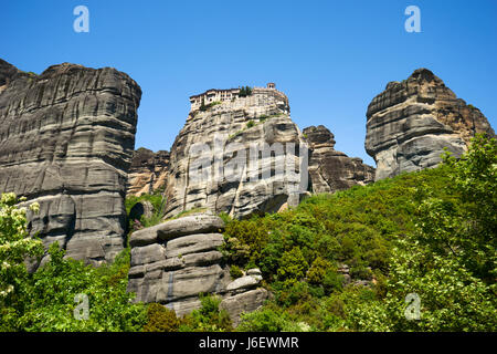 Grande Monastero di Varlaam sull'alta roccia di Meteora, Tessaglia, Grecia Foto Stock