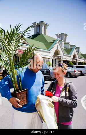 Sevierville Tennessee, Smoky Mountains, Tanger Outlets at Five Oaks, shopping shopper shopping negozi di mercato mercati di mercato di vendita di acquisto, retai Foto Stock