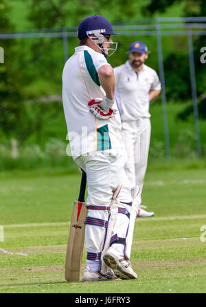 Firle Cricket Club, Firle, East Sussex, Regno Unito. Il 20 maggio 2017. Firle Cricket Club 1XI Vs Barcombe Cricket Club 1a XI. Credito: Alan Fraser/Alamy Live News Foto Stock