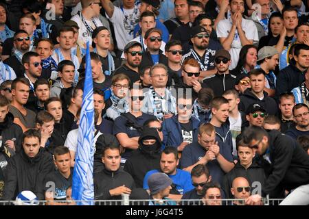 21.05.2017, Fussball 2.Bundesliga 2016/2017, 34.Spieltag, 1.FC Heidenheim - TSV 1860 München in der Voith-Arena Heidenheim, Frustrierte Löwenfans. Foto: Cronos/MIS Foto Stock