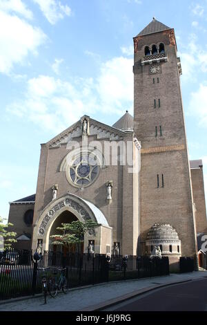 Jheronimus Bosch Art Center nella ex Chiesa Sint-Jacobs a Jeroen Boschplein, Den Bosch, Paesi Bassi. Foto Stock