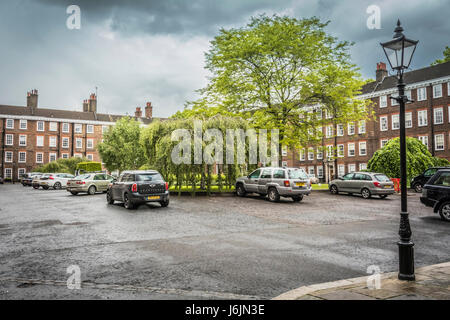 Gray's Inn Piazza e Sud Square Gardens, London, Regno Unito Foto Stock