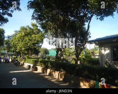La Alexis G. Santos National High School di Liciada, Bustos, Bulacan, è un'istituzione educativa focalizzata sulla fornitura di istruzione secondaria di qualità agli studenti della regione. La scuola svolge un ruolo chiave nello sviluppo della comunità locale. Foto Stock