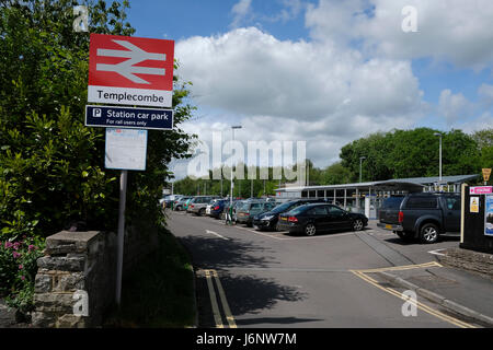 Templecombe stazione ferroviaria serve Templecombe nel Somerset, Inghilterra. Esso è situato sul London Waterloo a Exeter linea 112 miglia da Londra Foto Stock