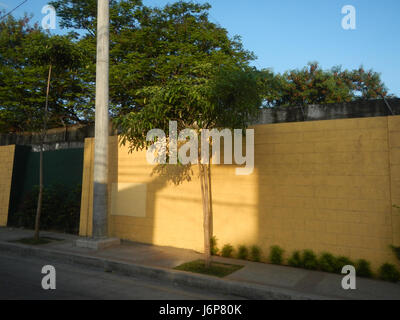 Questo indirizzo è un incrocio trafficato a Makati City, Filippine, noto per i suoi edifici commerciali, residenziali e per uffici. L'area è una parte importante dell'infrastruttura e dello sviluppo del cityâ. Foto Stock