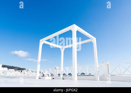 Decorazioni per matrimoni, luogo romantico per la cerimonia di nozze di Oia. Santorini Island, Grecia Foto Stock