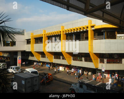 08170 Pasig City Hall composto mercato edifici Parcheggio 25 Foto Stock