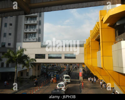 08170 Pasig City Hall composto mercato edifici Parcheggio 37 Foto Stock