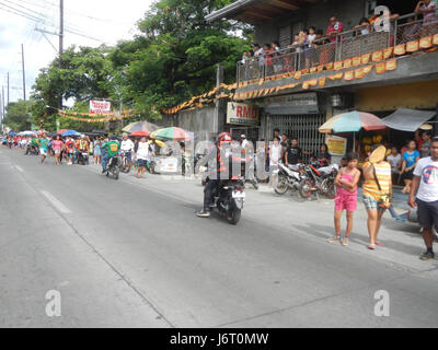 09513 San Isidro Labrador Parrocchia Fiesta Pulilan Bulacan Carabao inginocchiato Festival 2017 24 Foto Stock