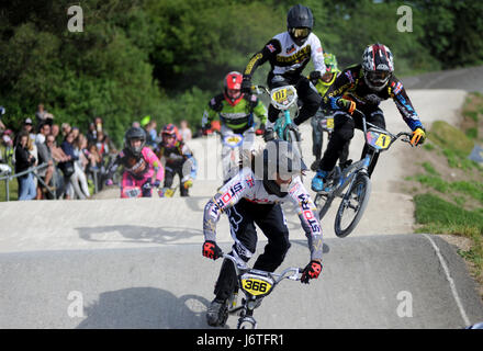 Bournemouth Bike Park, Dorset, Regno Unito. 21 Maggio, 2017. Azione dal round 6 del sud BMX serie regionale 2017 a Bournemouth Bike Park. Credito: David Partridge/Alamy Live News Foto Stock