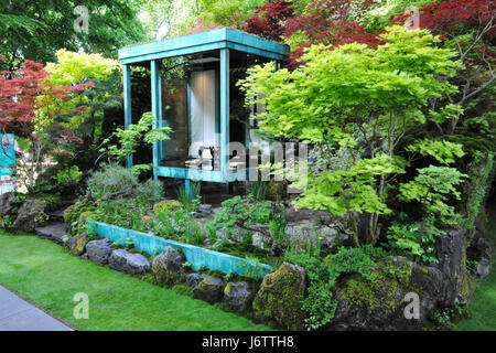 Londra, Regno Unito. 22 Maggio, 2017. Il Gosho No Niwa - Nessuna parete; nessuna guerra giardino (progettata da Kazuyuki Ishihara), uno dei nove belle ed eleganti giardini artigianale sul display a 2017 RHS Chelsea Flower Show che si è aperto oggi, Londra, Regno Unito. Giardini artigianale rivitalizzare disegni tradizionali, materiali e metodi con nuovi approcci in materia di artigianato e artigianato. In rappresentanza di alcune delle più fantasiose e ispirare i disegni, questi giardini più piccoli mettere un tocco moderno in stile rustico senza tempo di idee. Credito: Michael Preston/Alamy Live News Foto Stock