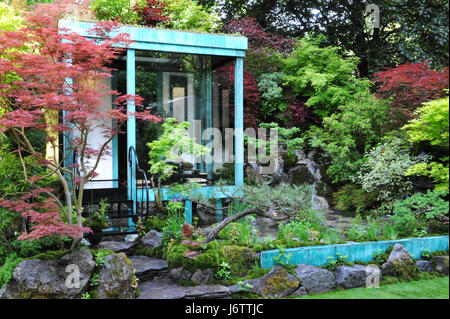 Londra, Regno Unito. 22 Maggio, 2017. Il Gosho No Niwa - Nessuna parete; nessuna guerra giardino (progettata da Kazuyuki Ishihara), uno dei nove belle ed eleganti giardini artigianale sul display a 2017 RHS Chelsea Flower Show che si è aperto oggi, Londra, Regno Unito. Giardini artigianale rivitalizzare disegni tradizionali, materiali e metodi con nuovi approcci in materia di artigianato e artigianato. In rappresentanza di alcune delle più fantasiose e ispirare i disegni, questi giardini più piccoli mettere un tocco moderno in stile rustico senza tempo di idee. Credito: Michael Preston/Alamy Live News Foto Stock