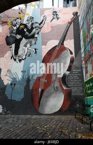 Tango graffiti o la street art di Monserrat. Buenos Aires, Argentina. Foto Stock
