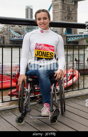 Photocall per sedia a rotelle atleti impegnati nel 2017 Maratona di Londra con: Jade Jones dove: Londra, Regno Unito quando: 21 Apr 2017 Credit: Alan West/WENN.com Foto Stock