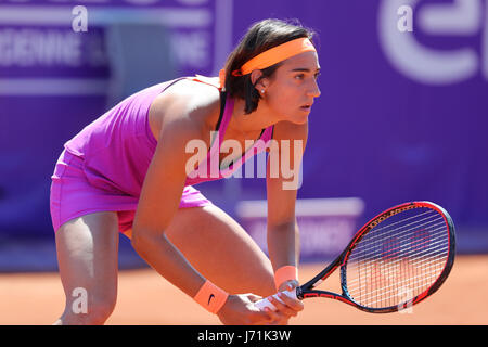 Strasburgo, Francia. 22 Maggio, 2017. Tennis francese player Caroline Garcia è in azione durante la sua partita nel primo round del WTA tennis Internationaux di Strasburgo vs giocatore americano Jennifer Brady il 22 maggio 2017 a Strasburgo, Francia - Credito: Yan Lerval/Alamy Live News Foto Stock