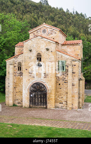 Pre- chiesa romanica di San Miguel de Lillo, 9th. secolo, Oviedo, Asturias, Spagna Foto Stock