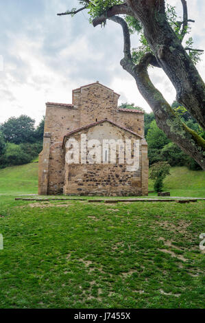 Pre- chiesa romanica di San Miguel de Lillo, 9th. secolo, Oviedo, Asturias, Spagna Foto Stock