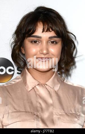 Ariela Barer presso gli arrivi a 2017 ABC/Disney Media distribuzione internazionale in anticipo, Walt Disney Studios, Burbank, CA Maggio 21, 2017. Foto di: Priscilla concedere/Everett Collection Foto Stock