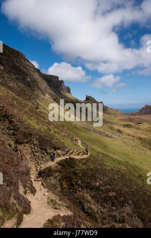 Il paesaggio immprssive delcarrello Quiraing vicino Staffin sull'Isola di Skye Foto Stock