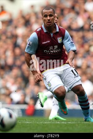 GABRIEL AGBONLAHOR ASTON VILLA Londra Inghilterra REGNO UNITO 07 Ottobre 2012 Foto Stock