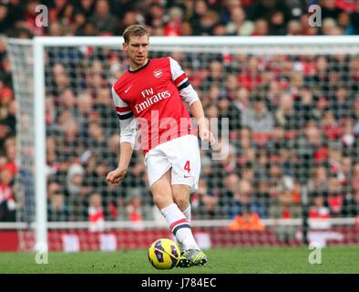 PER MERTESACKER Arsenal FC Londra Inghilterra UK 27 Ottobre 2012 Foto Stock